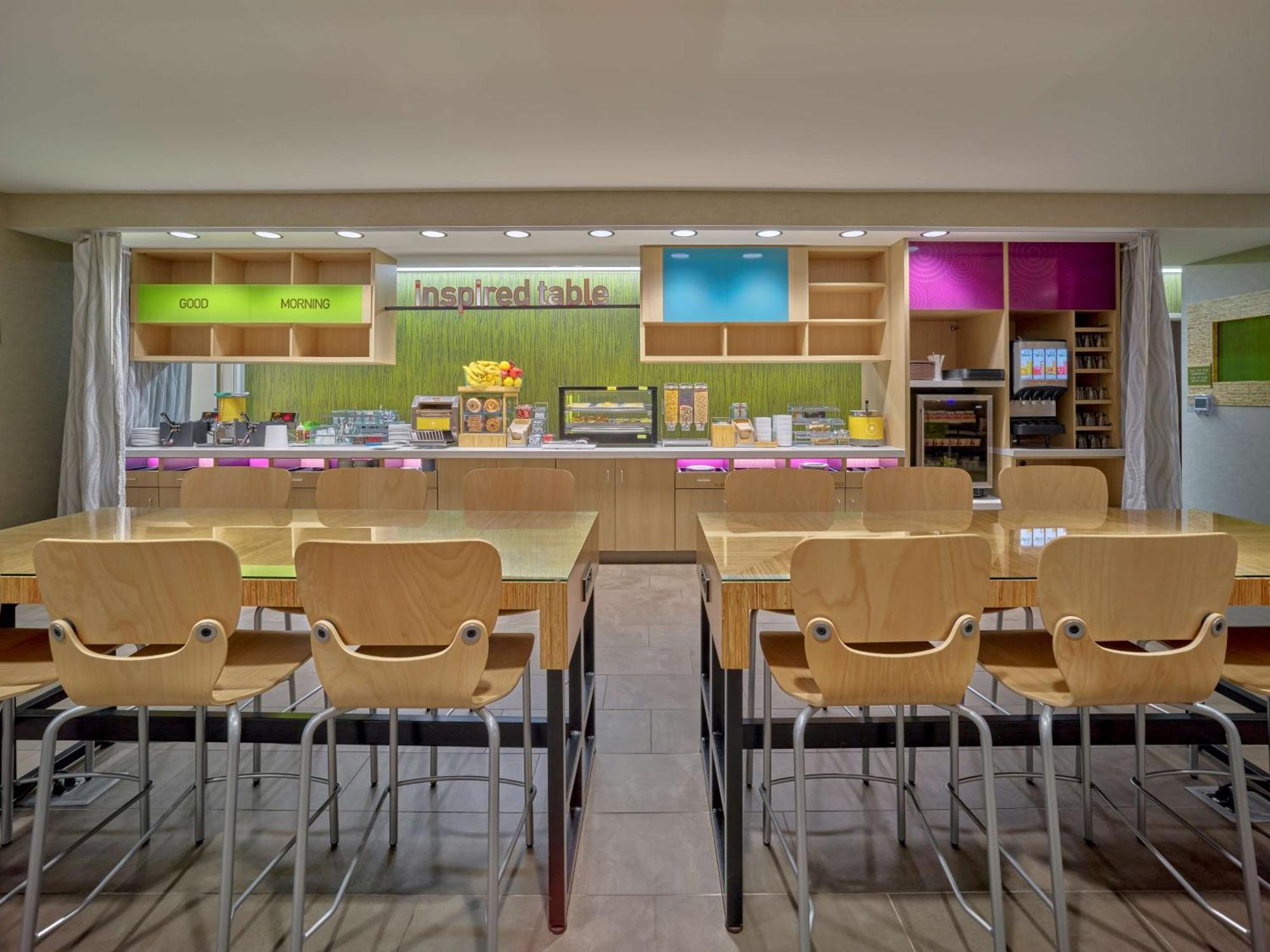 Home2 Suites By Hilton Wayne, Nj Экстерьер фото